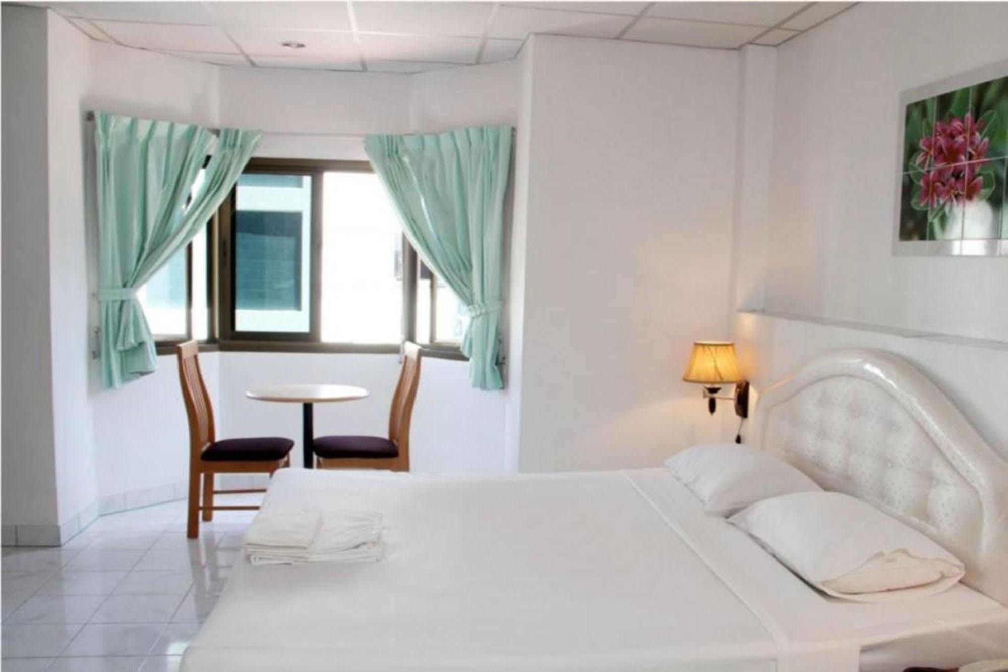 Welcome Inn Hotel @ Karon Beach. Single Room From Only 500 Baht Phuket Exterior foto